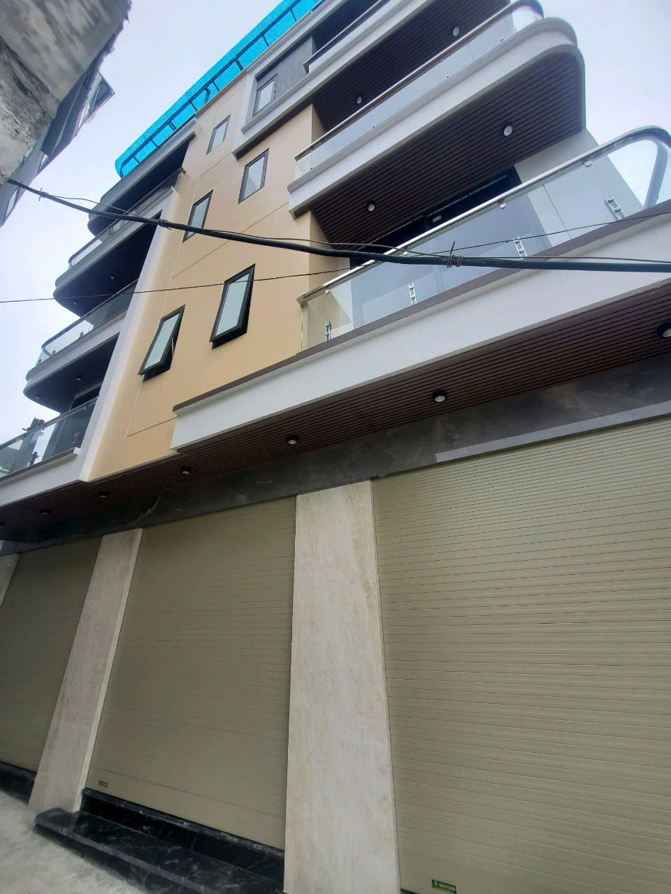 Bán nhà Ngọc Thuỵ,Long Biên 5 tầng,75m,mt13m oto vào nhà nhỉnh 19 tỷ - Ảnh chính